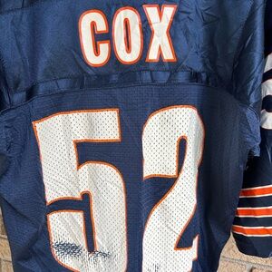 Vintage Brian Cox Chicago Bears jersey from Starter. Size 46 medium